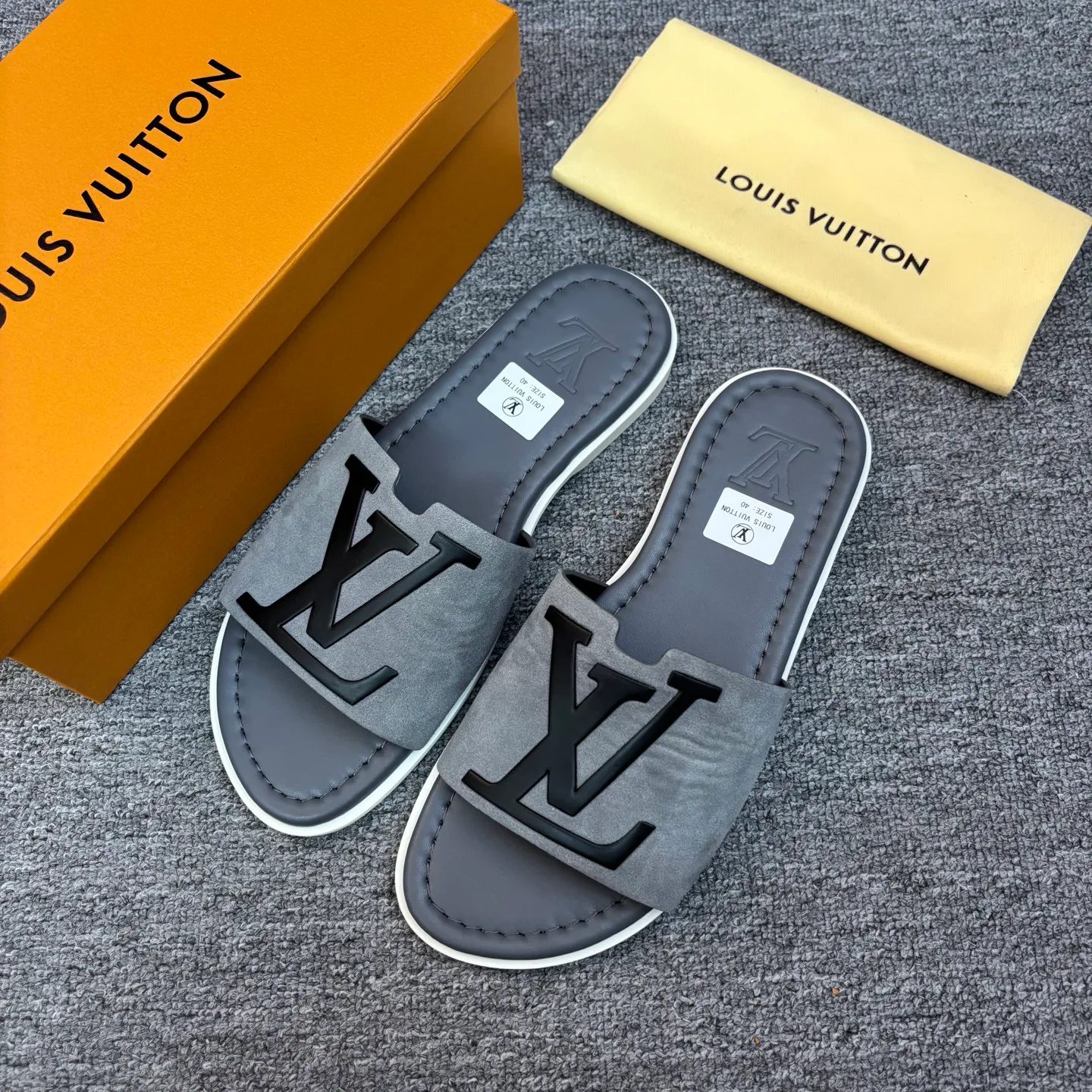Шлепанцы Мужские Louis Vuitton 19255293