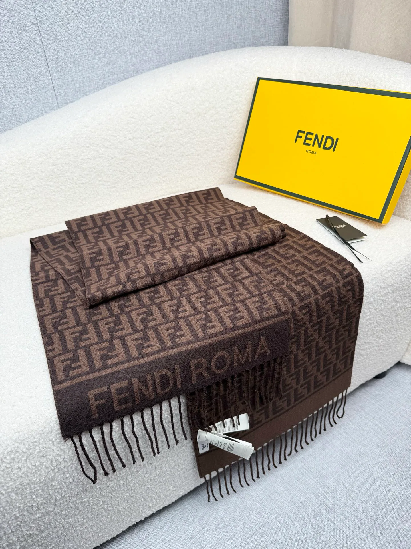Шарфы Fendi 420511