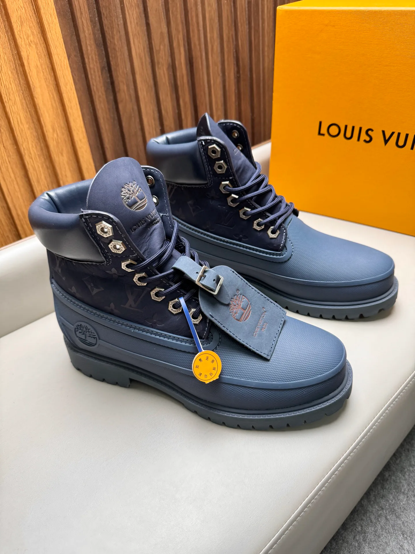 Ботинки Мужские Louis Vuitton 18367832