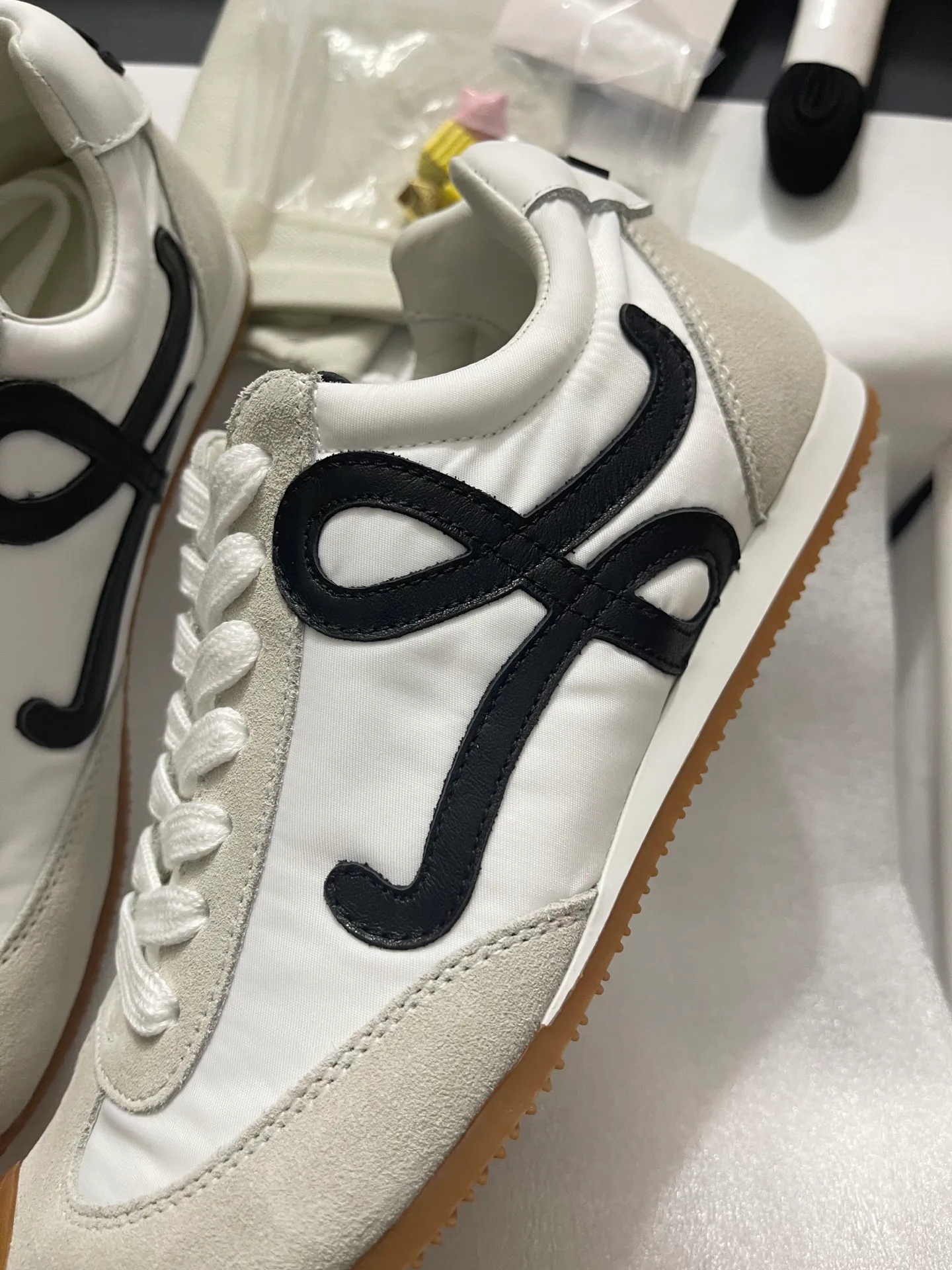 Кроссовки Женские Loewe 15320