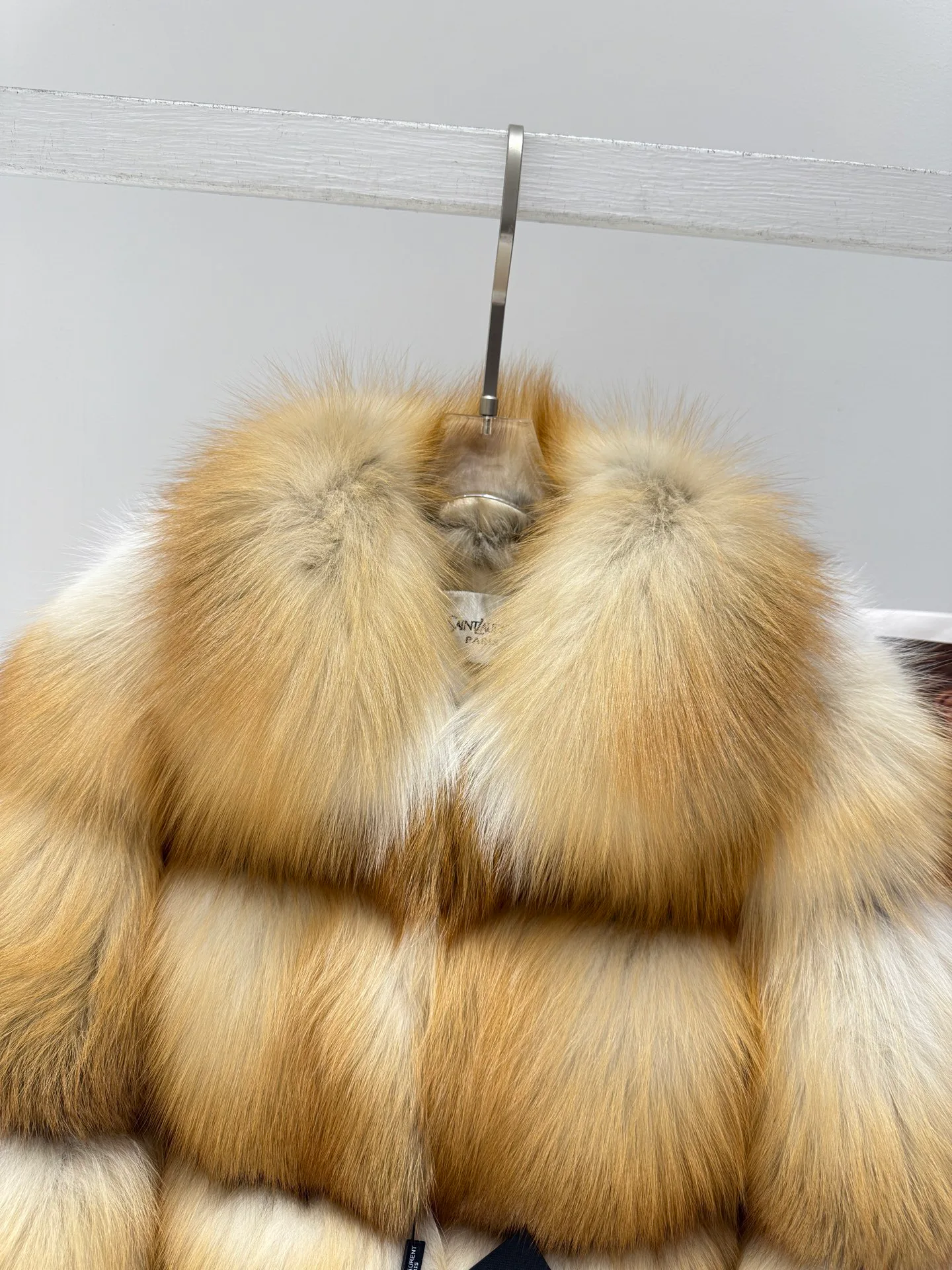 Шубы Женские Saint Laurent 18395986