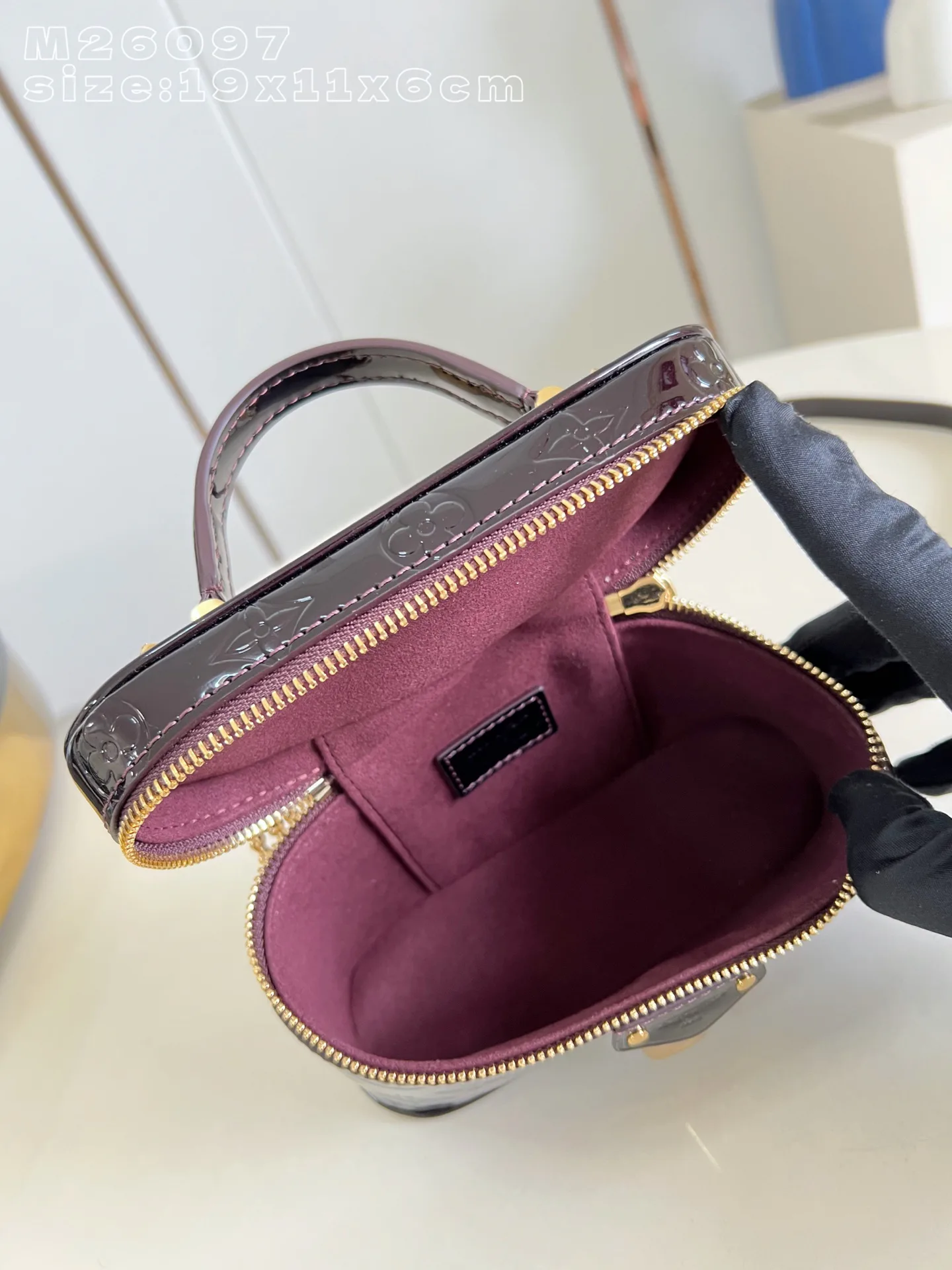 Клатчи Женские Louis Vuitton 11428179