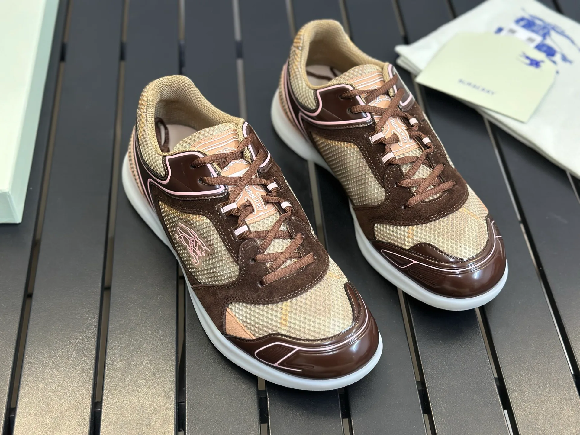 Кроссовки Мужские Burberry 17420352