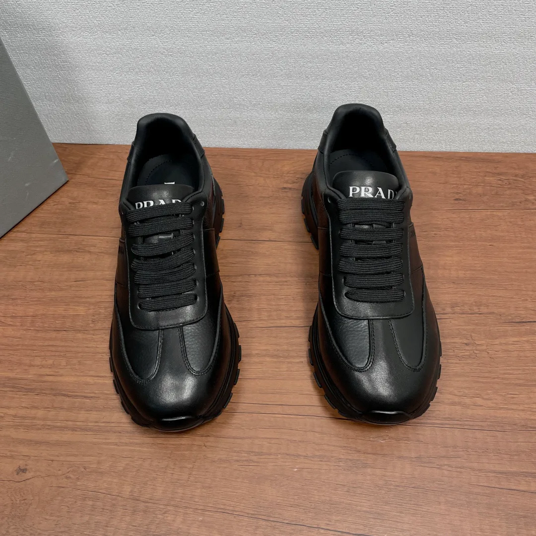 Кроссовки Мужские Prada 17542579