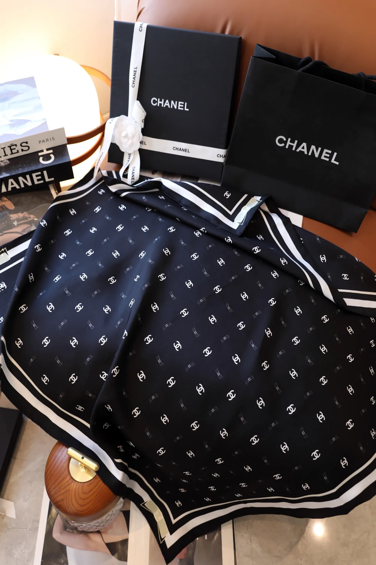 Платки Chanel 12737849