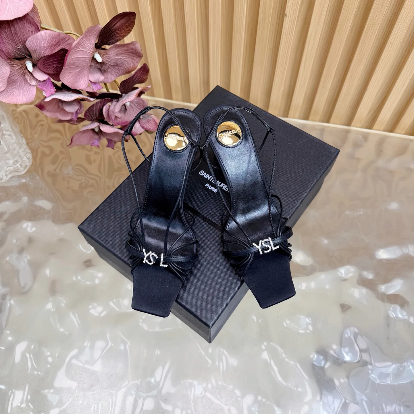 Босоножки Женские Saint Laurent 3892767