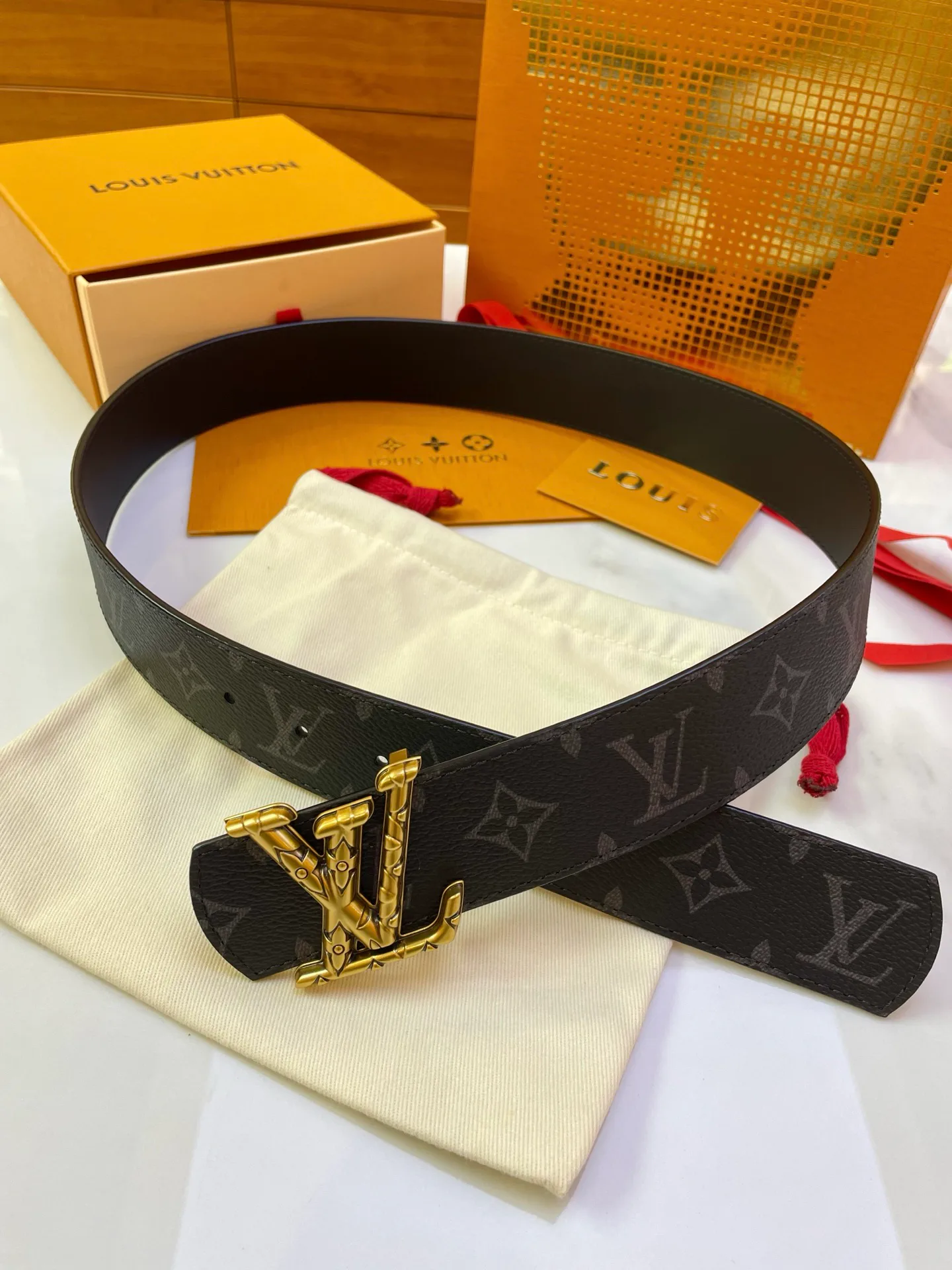 Ремни Louis Vuitton 11406575