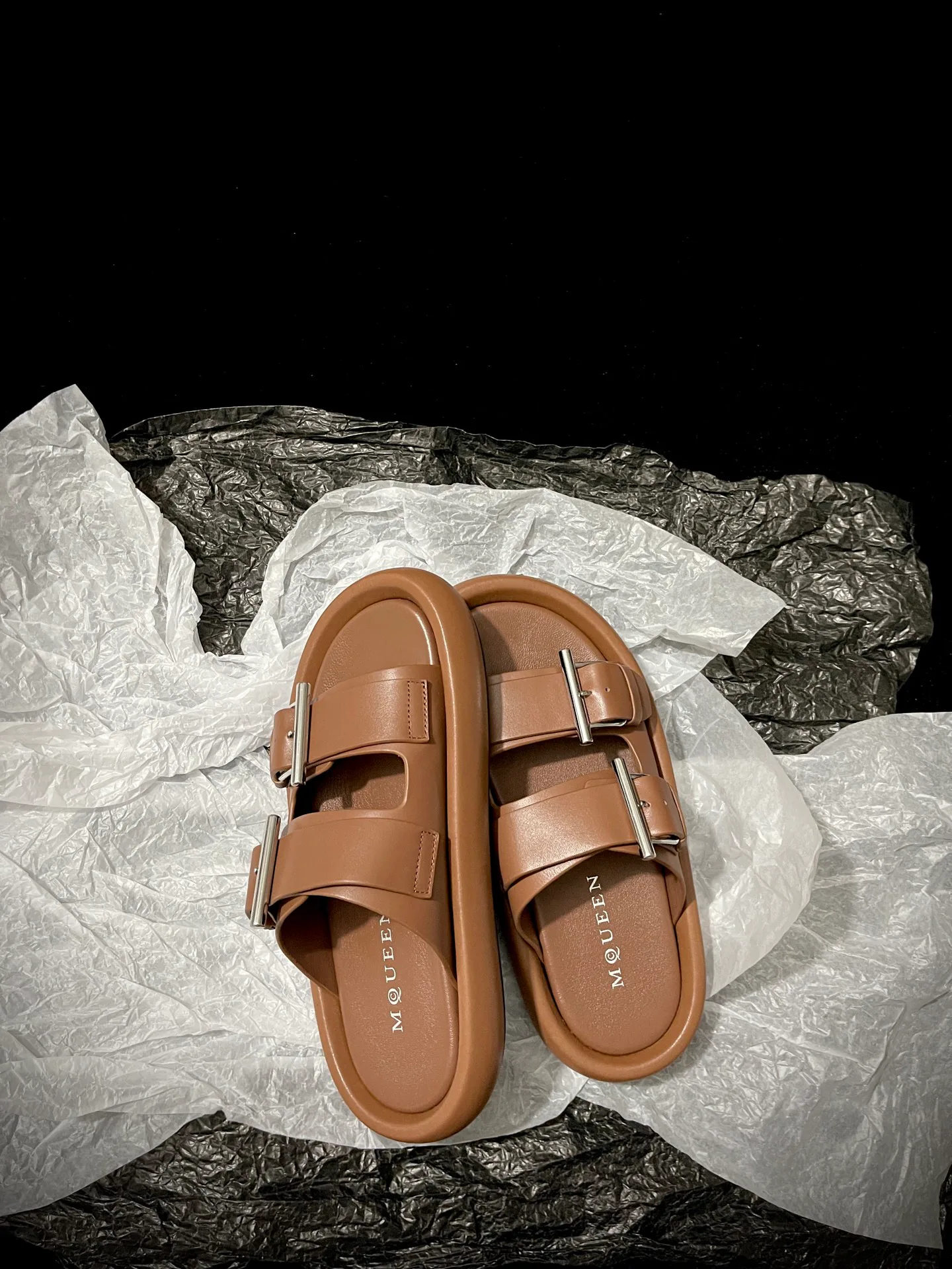 Шлепанцы Женские Alexander Mcqueen 10370