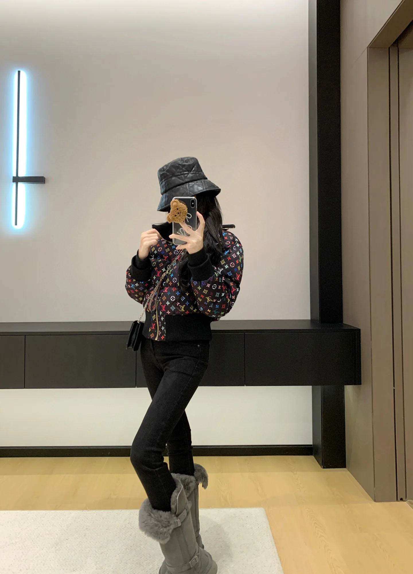 Куртки И Пуховики Женские Louis Vuitton 1315367