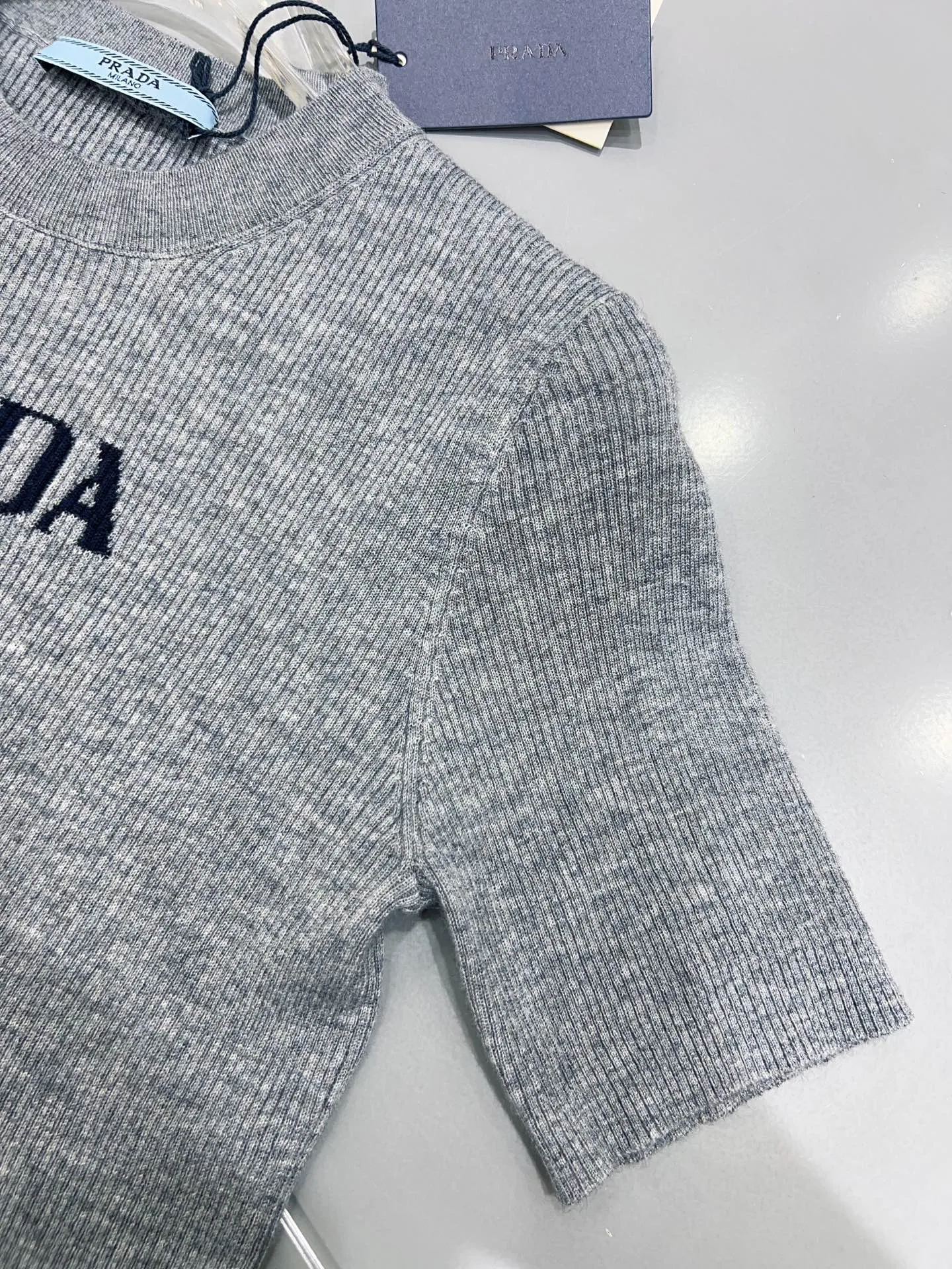 Топы Женские Prada 11818612