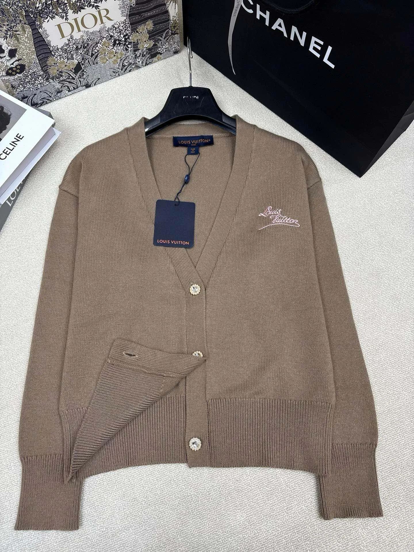 Джемперы И Свитеры Женские Louis Vuitton 17524289