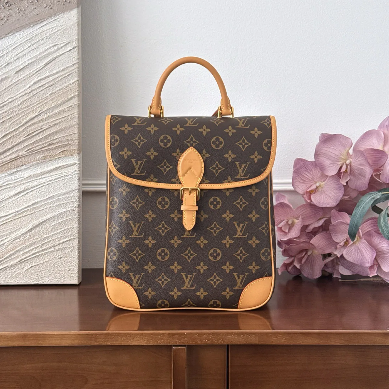 Рюкзаки Женские Louis Vuitton 18519267