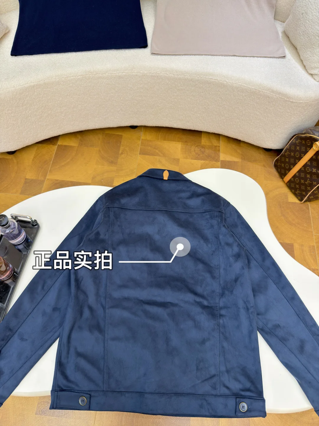 Куртки И Пуховики Мужские Louis Vuitton 17572031