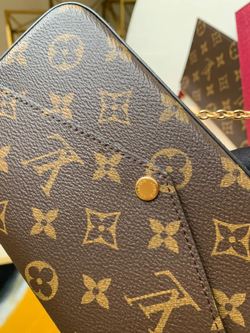 Сумки На Ремне Женские Louis Vuitton 6529