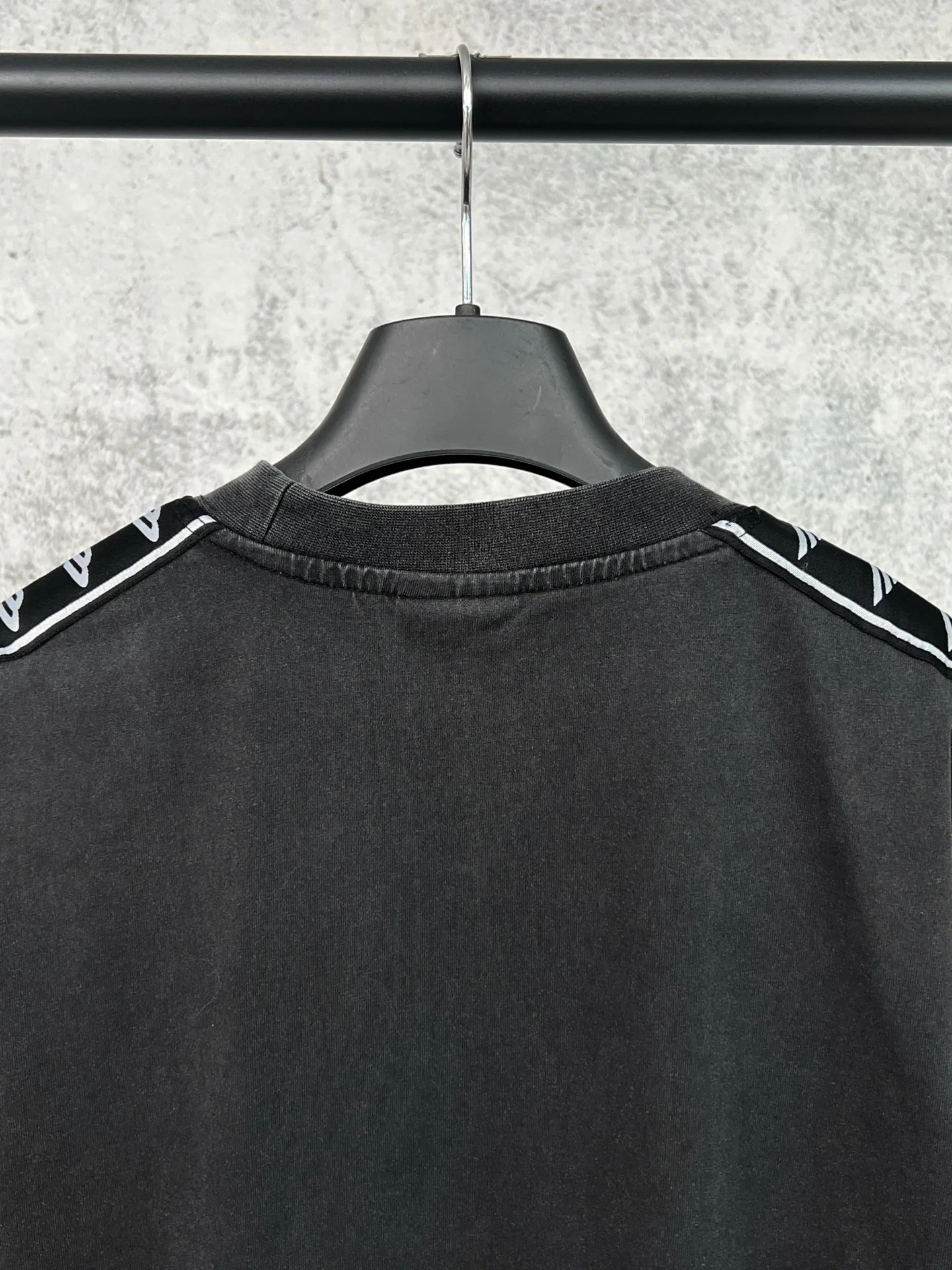 Футболки Женские Balenciaga 9465312