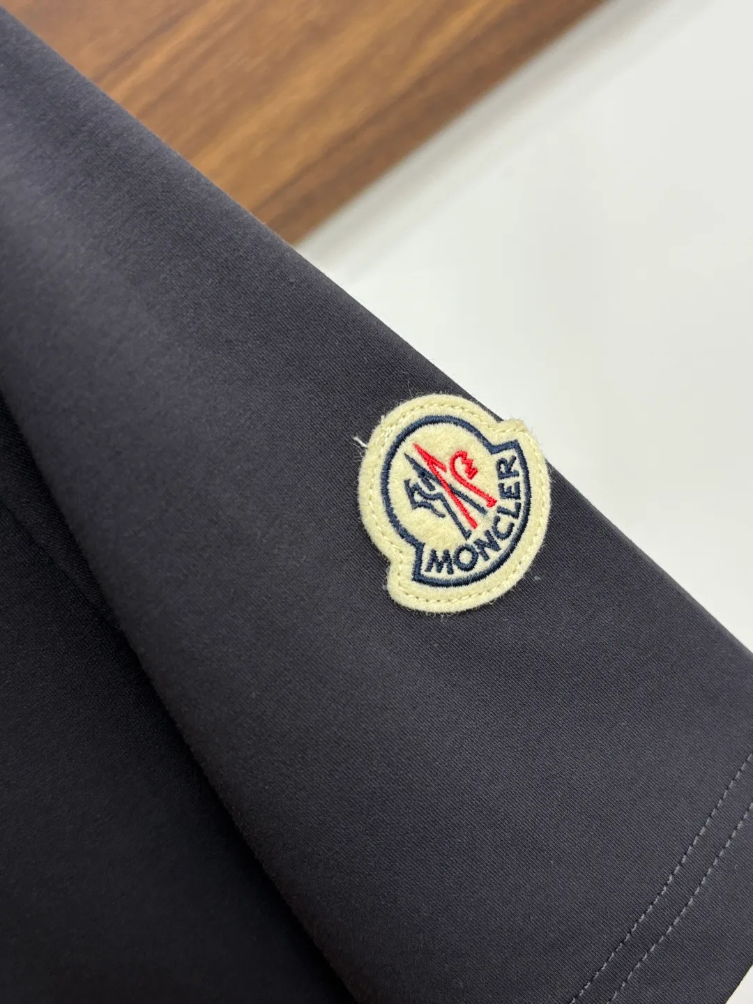 Футболки Женские Moncler 11000517