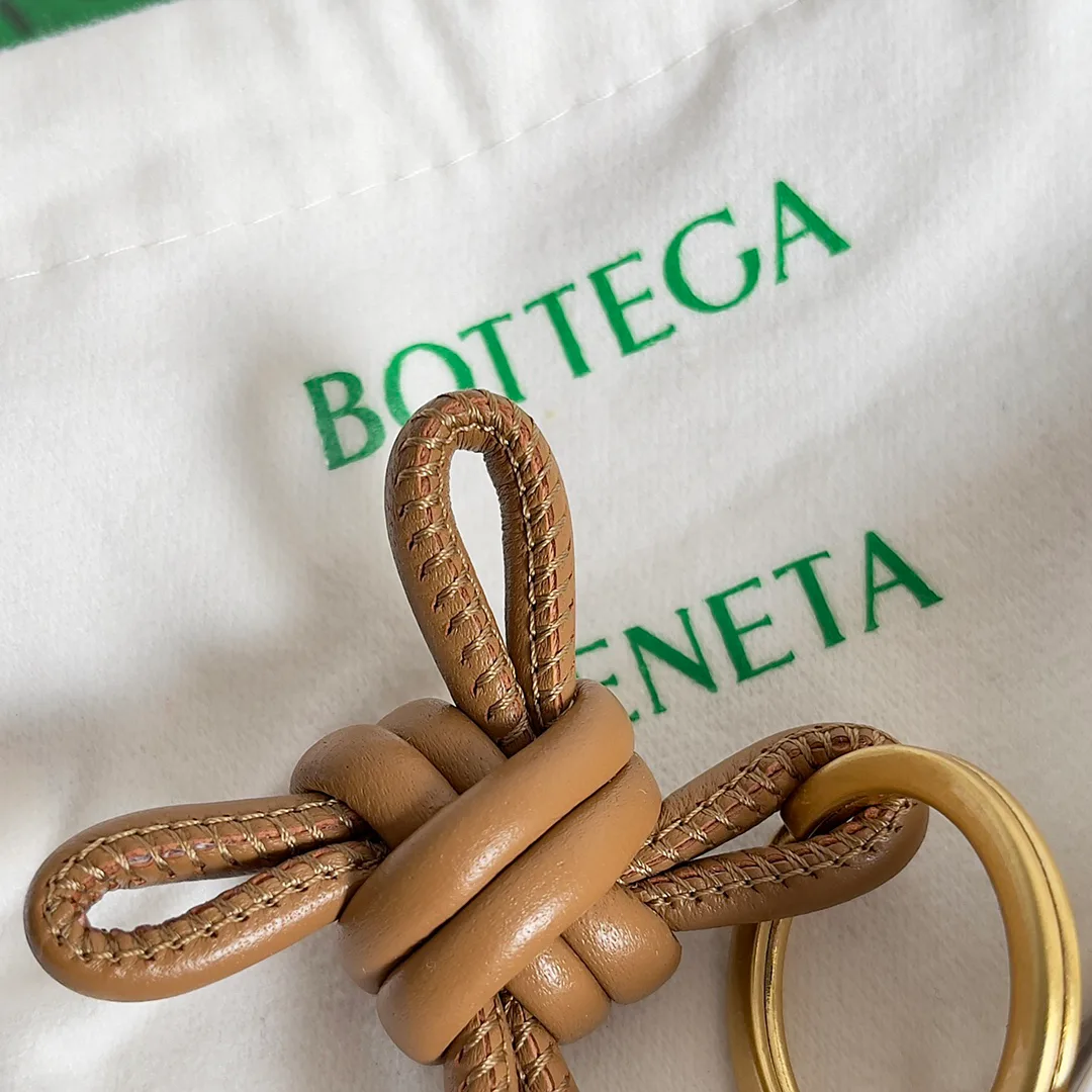 Ключницы Bottega Veneta 595675