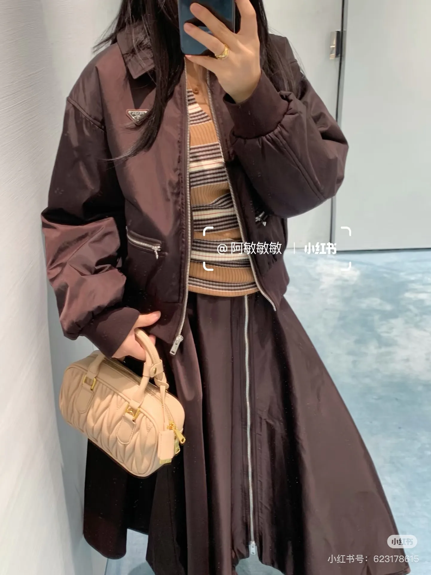 Куртки И Пуховики Женские Prada 138350