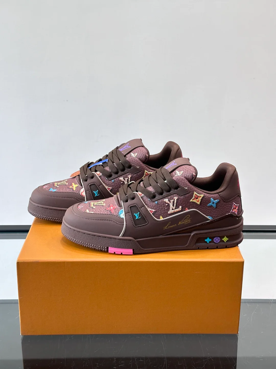 Кроссовки Женские Louis Vuitton 5046078