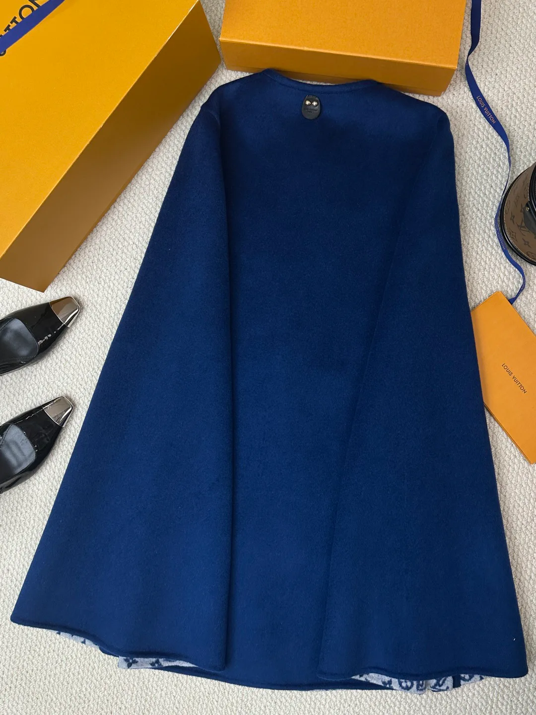 Пальто Женские Louis Vuitton 784400