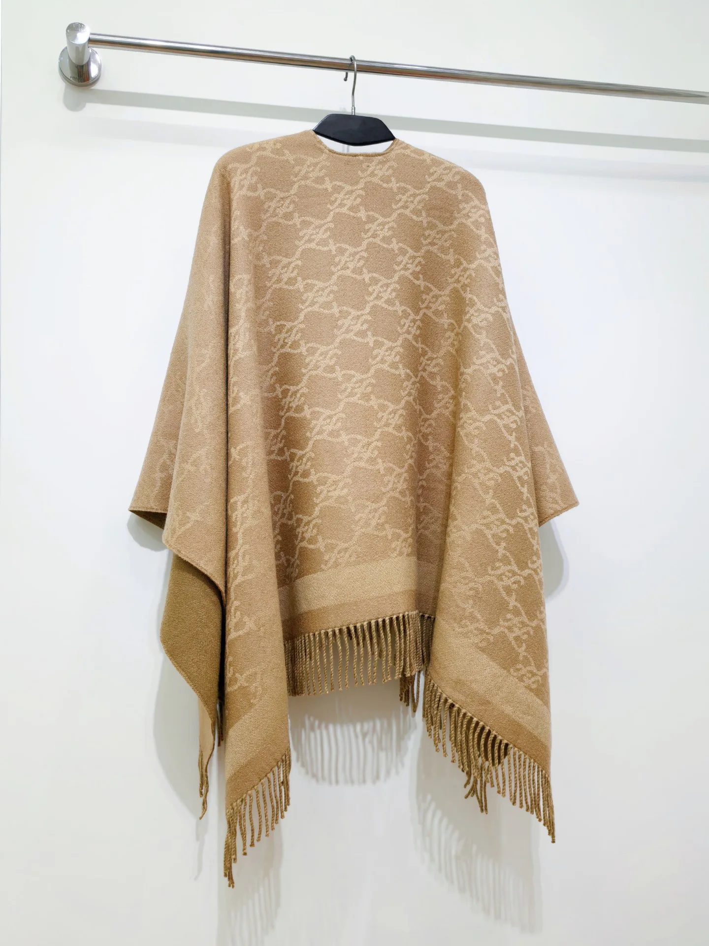 Шарфы Fendi 538332