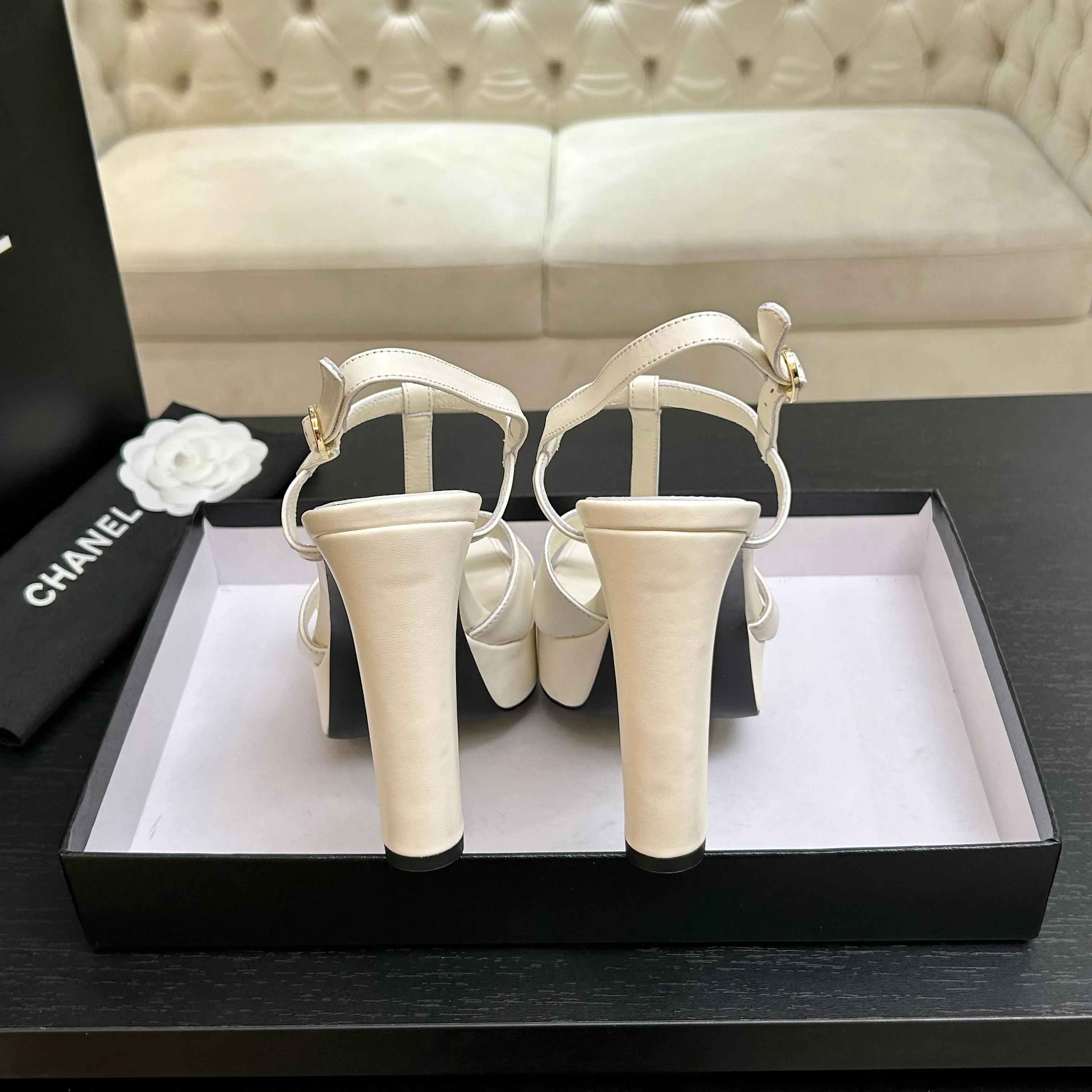 Босоножки Женские Chanel 12807399