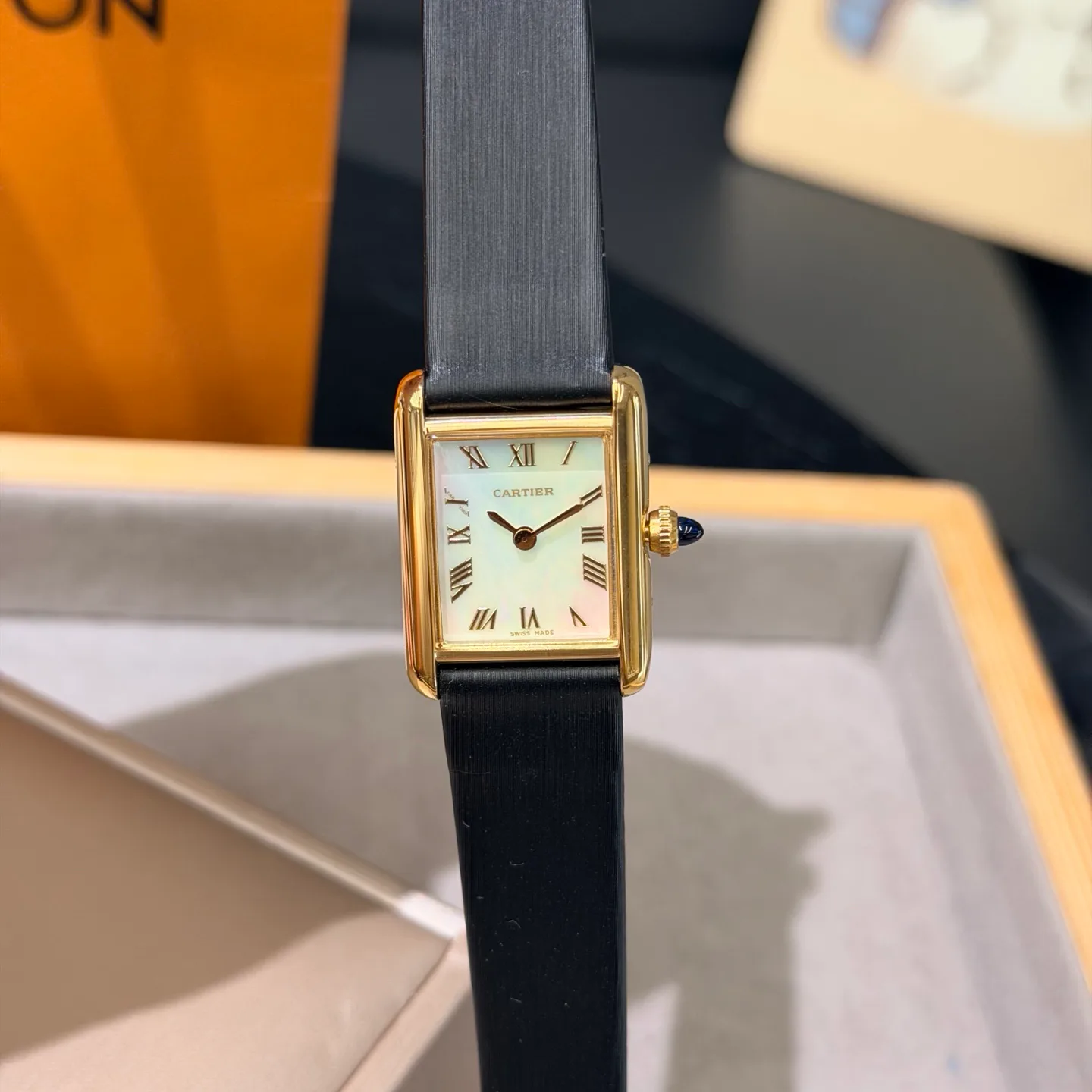 Часы Женские Cartier 18362047