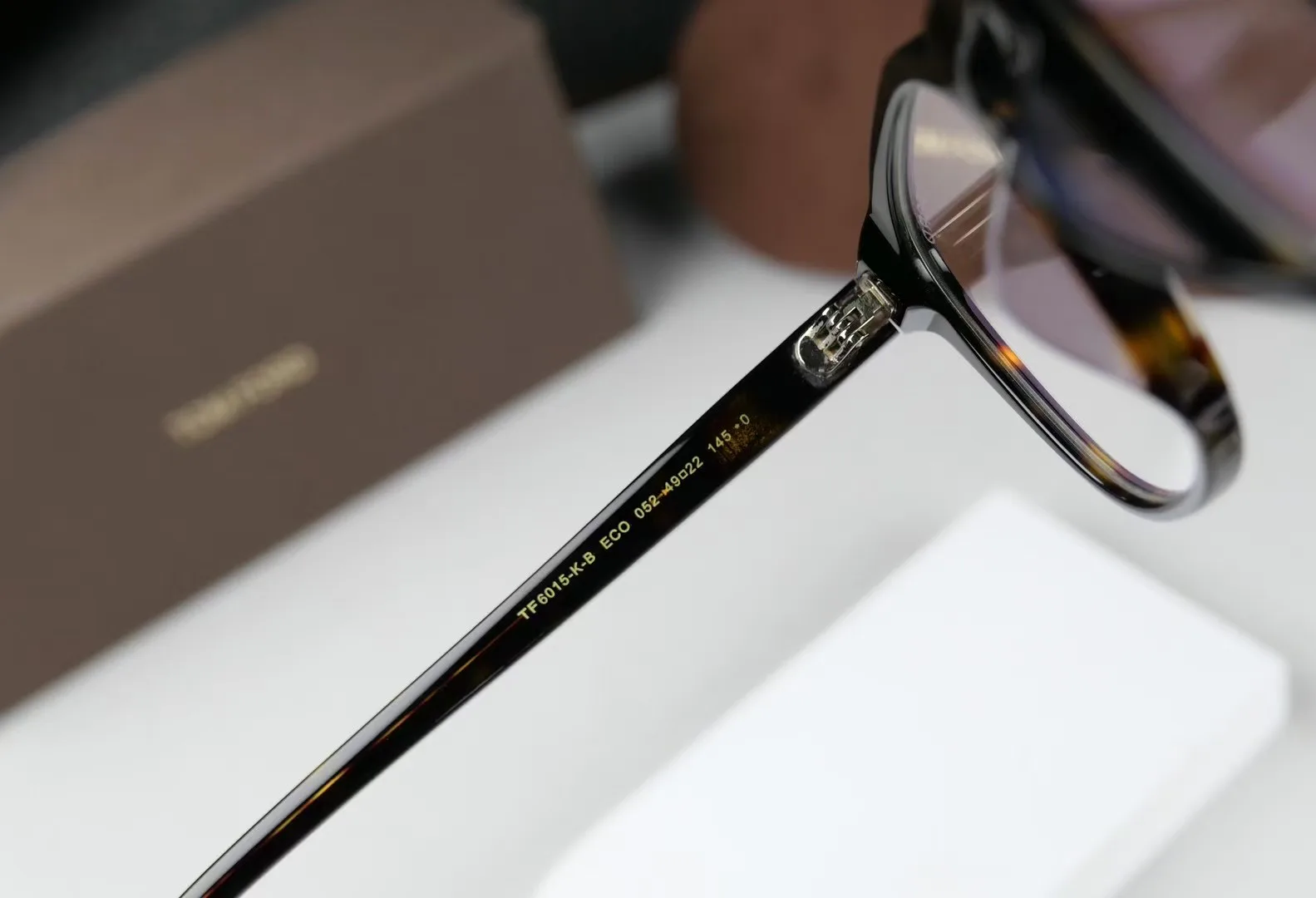 Очки Tom Ford 8726