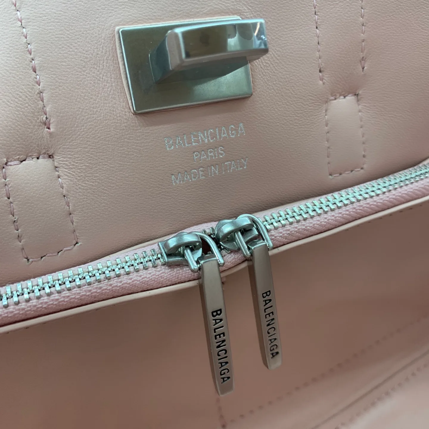 Классические Сумки Женские Balenciaga 17234033
