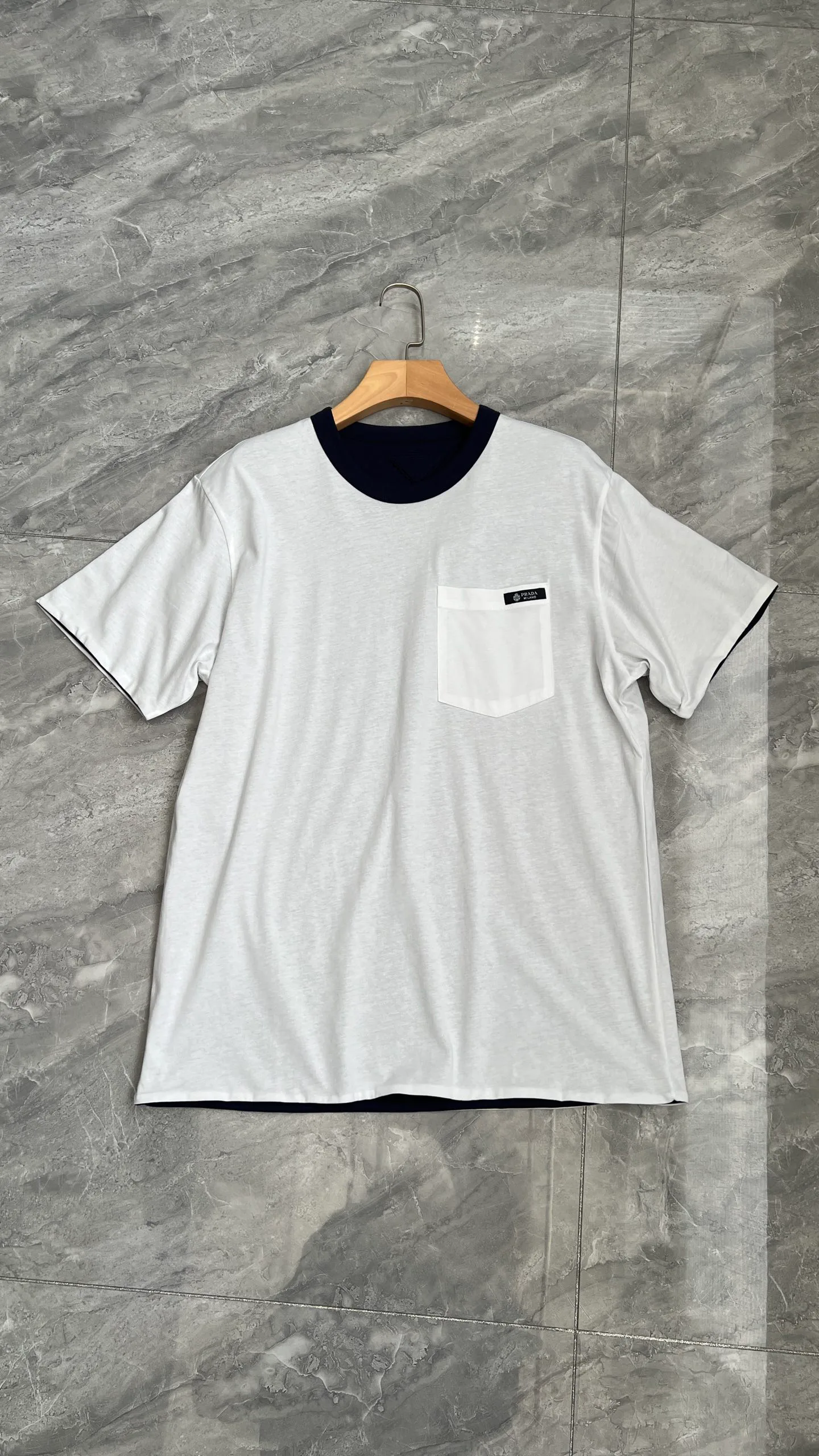 Футболки Женские Prada 11385442