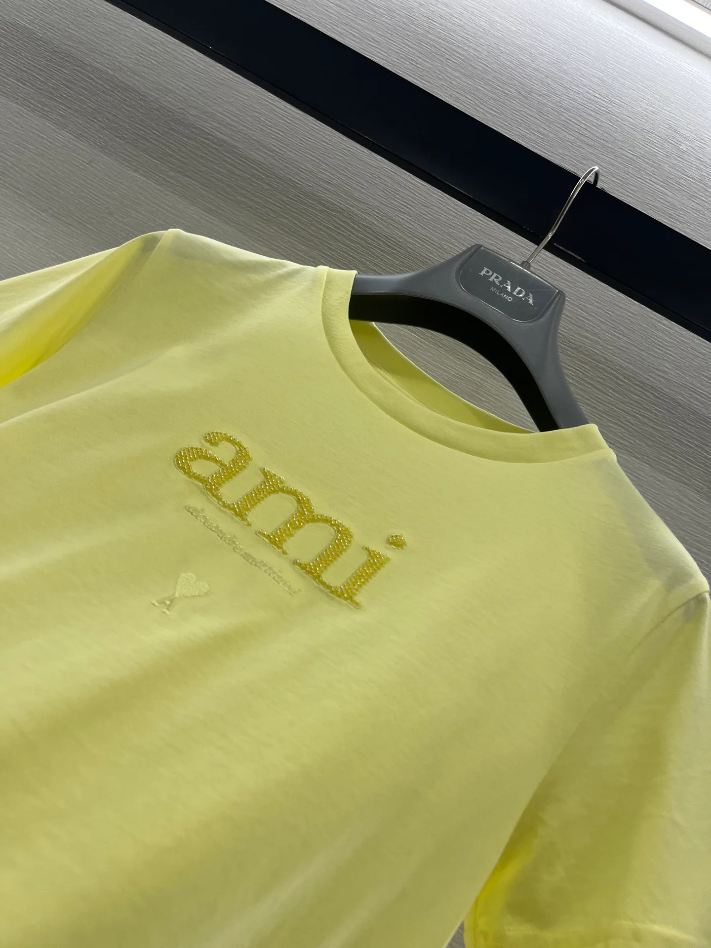 Футболки Женские Ami Paris 1273180