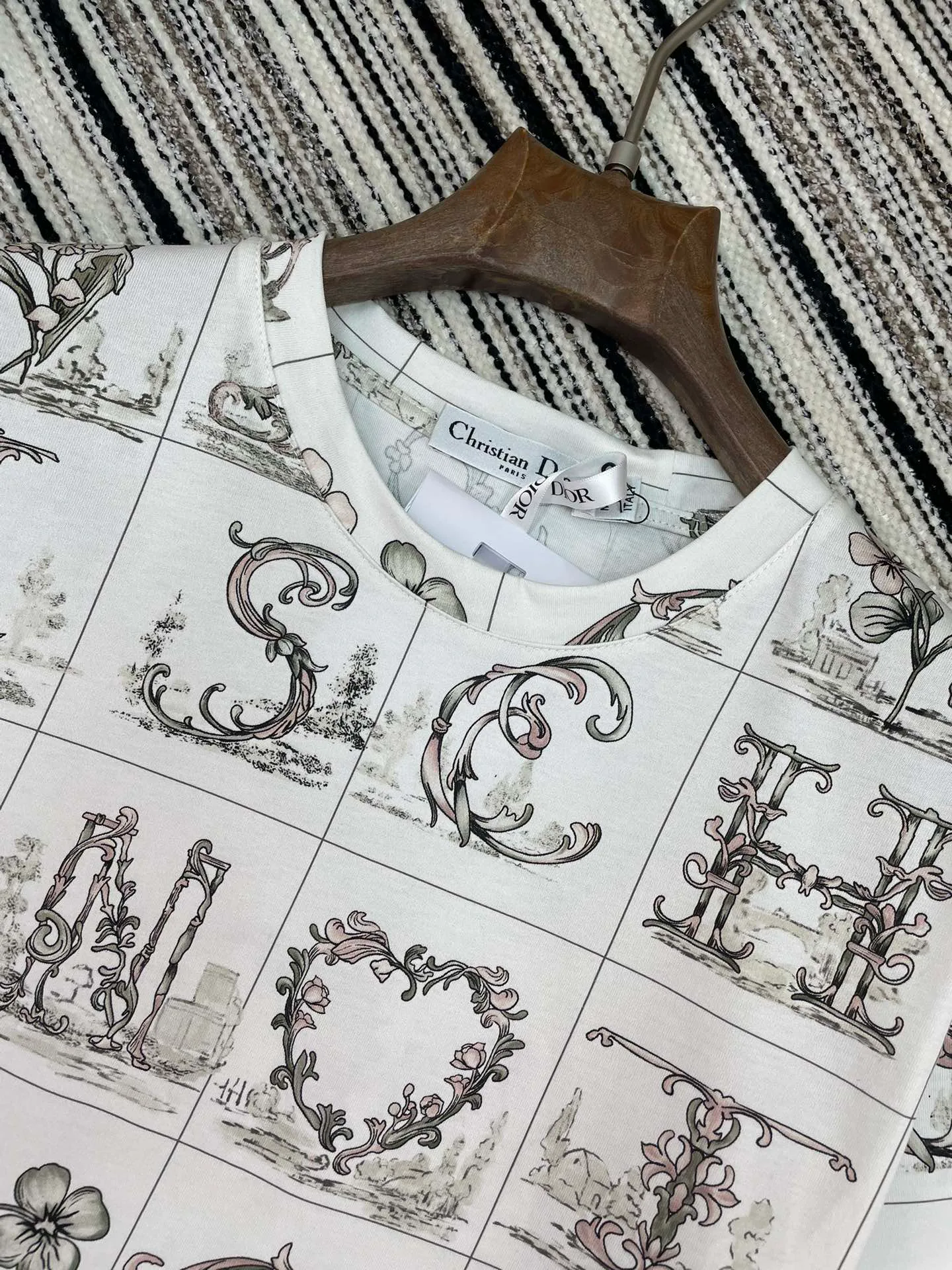 Футболки Женские Christian Dior 1884950