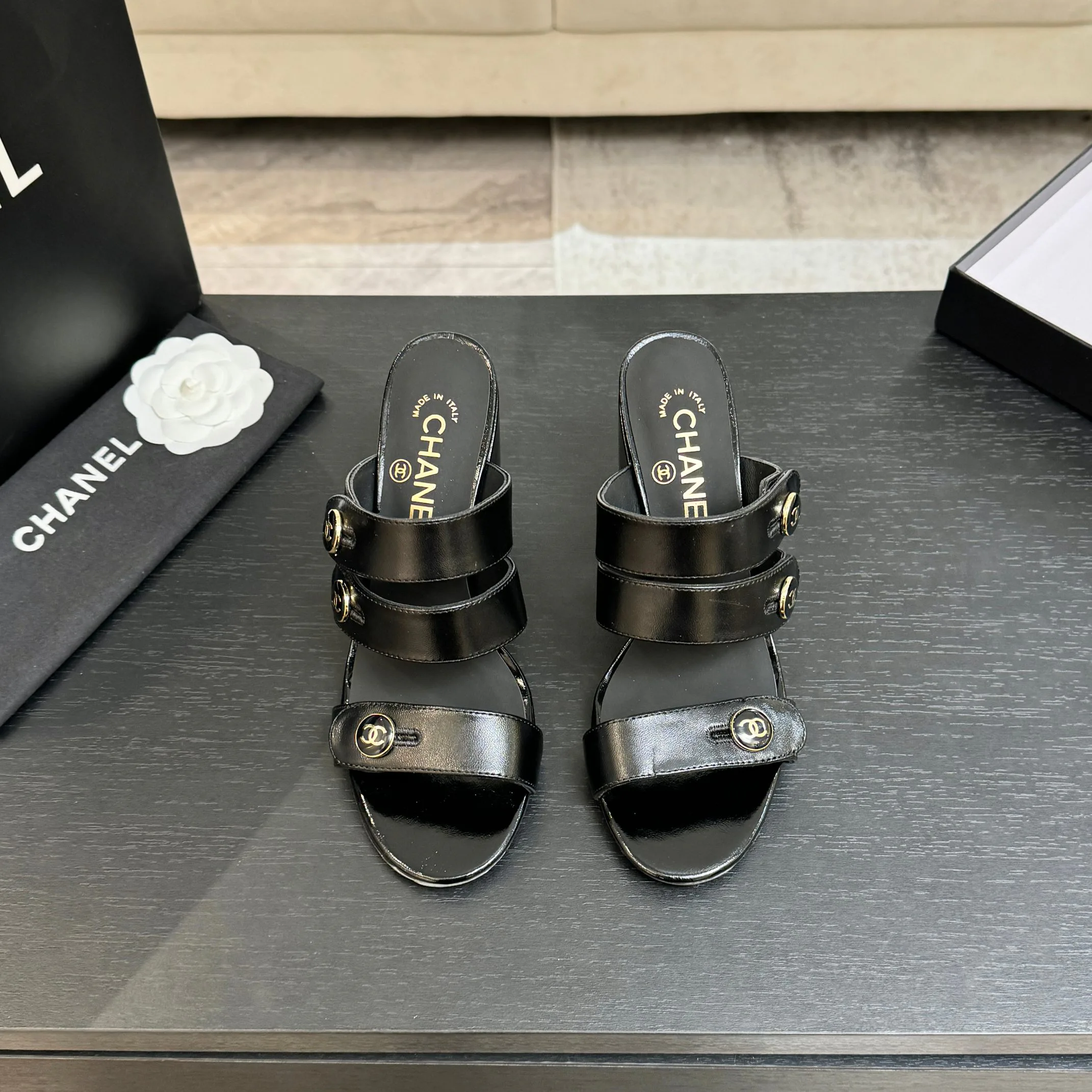 Сандалии Женские Chanel 10235861
