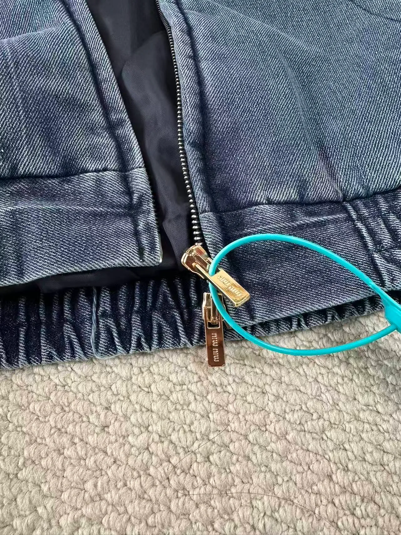 Куртки И Пуховики Женские Miu Miu 513408