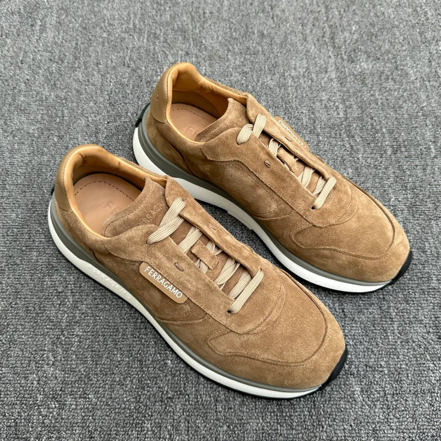 Кроссовки Мужские Salvatore Ferragamo 201626