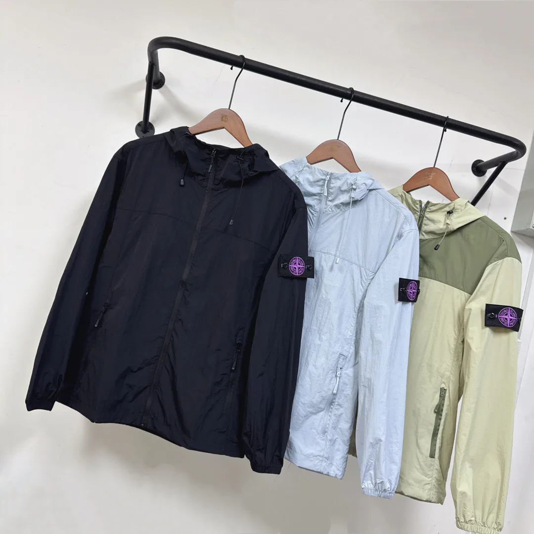 Куртки И Пуховики Мужские Stone Island 17286039