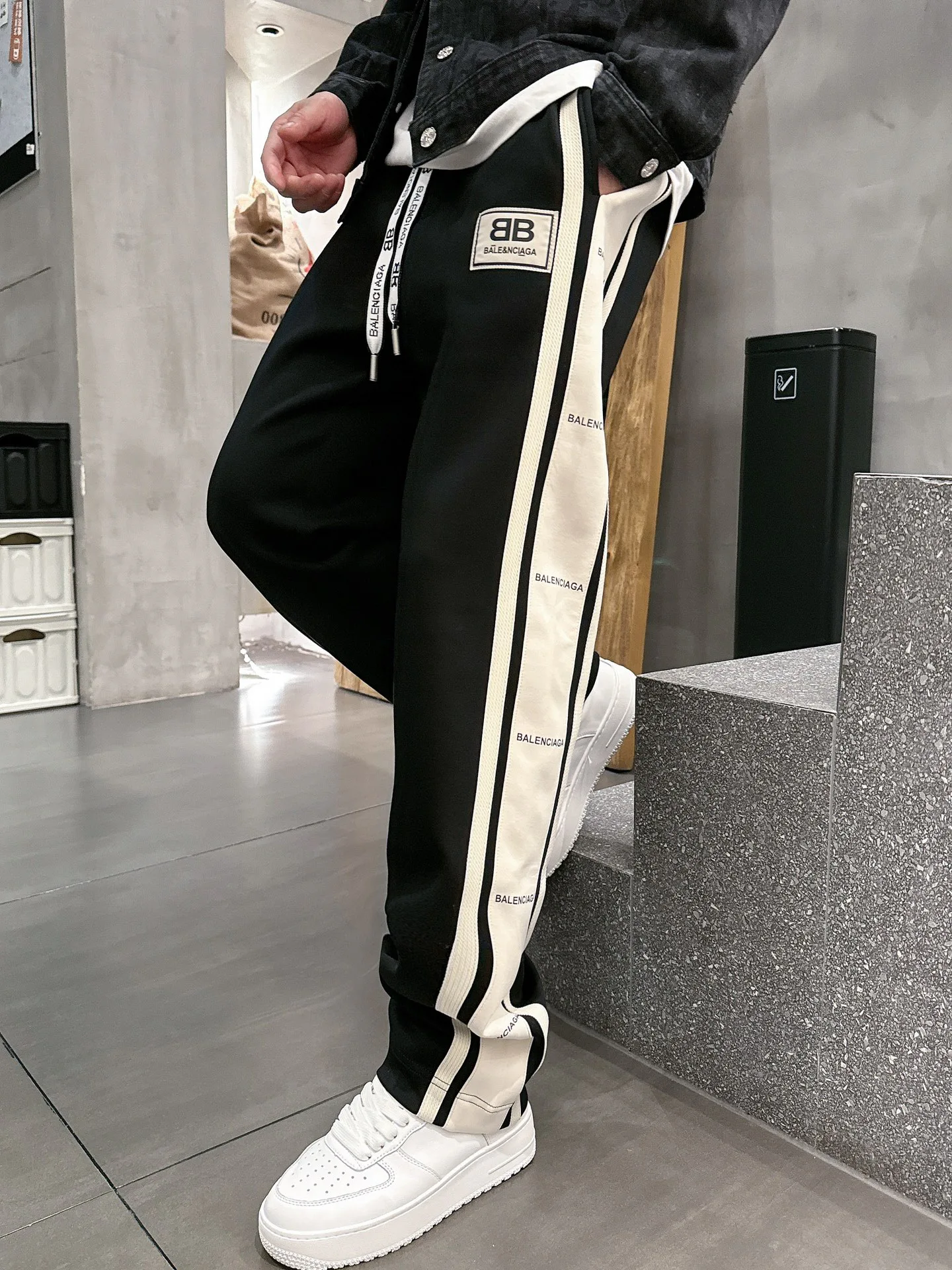 Брюки Мужские Balenciaga 10122651