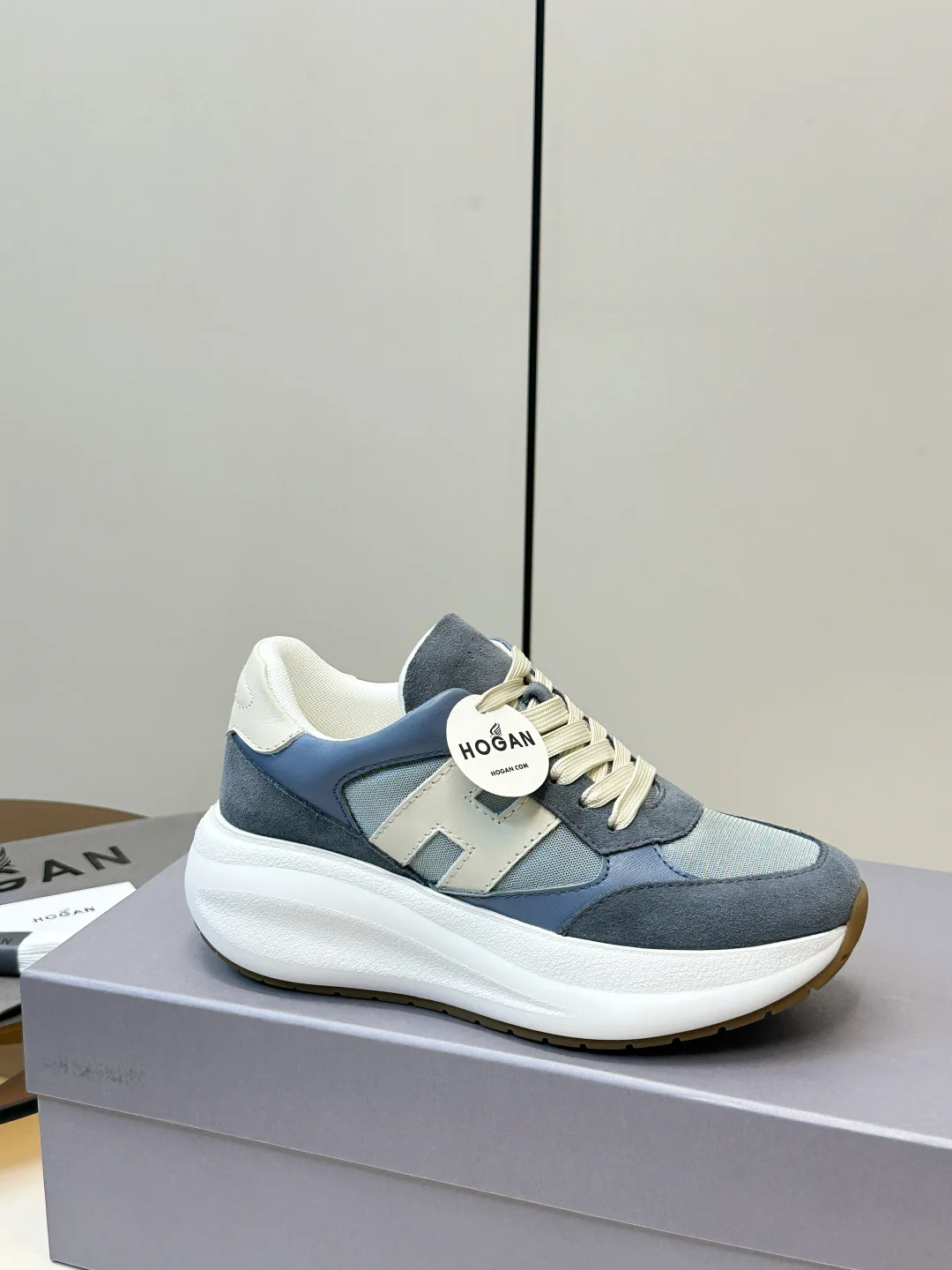 Кроссовки Женские Hogan 12835311
