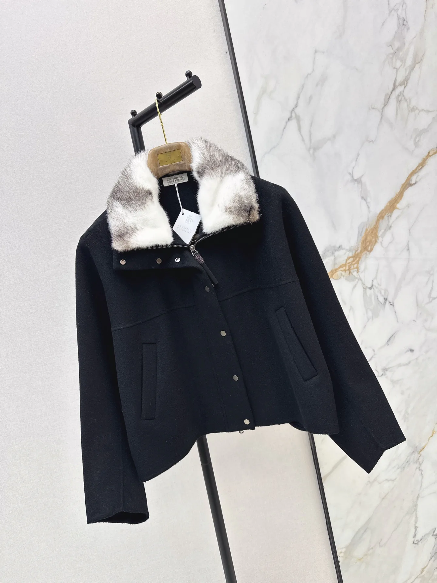 Куртки И Пуховики Женские Brunello Cucinelli 19485383