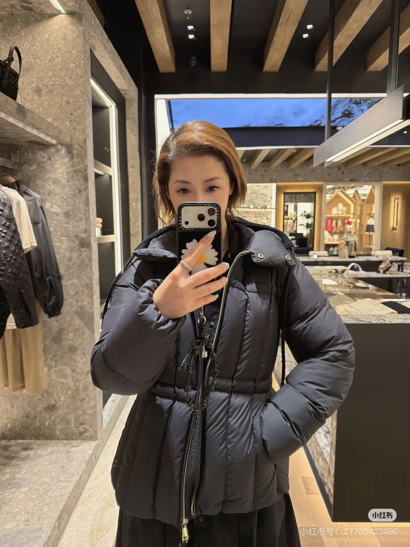 Куртки И Пуховики Женские Moncler 19960004