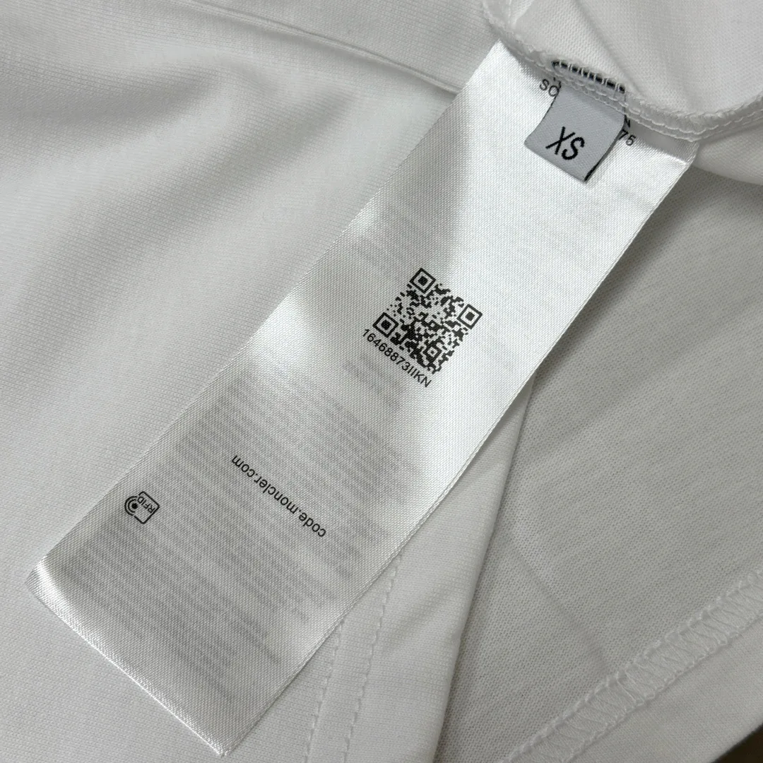 Футболки Женские Moncler 11885600