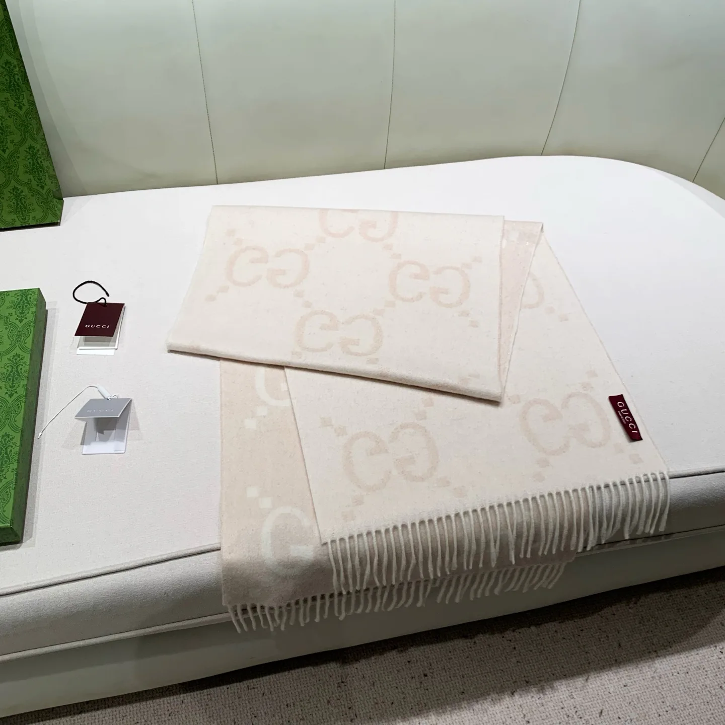 Шарфы Gucci 476122