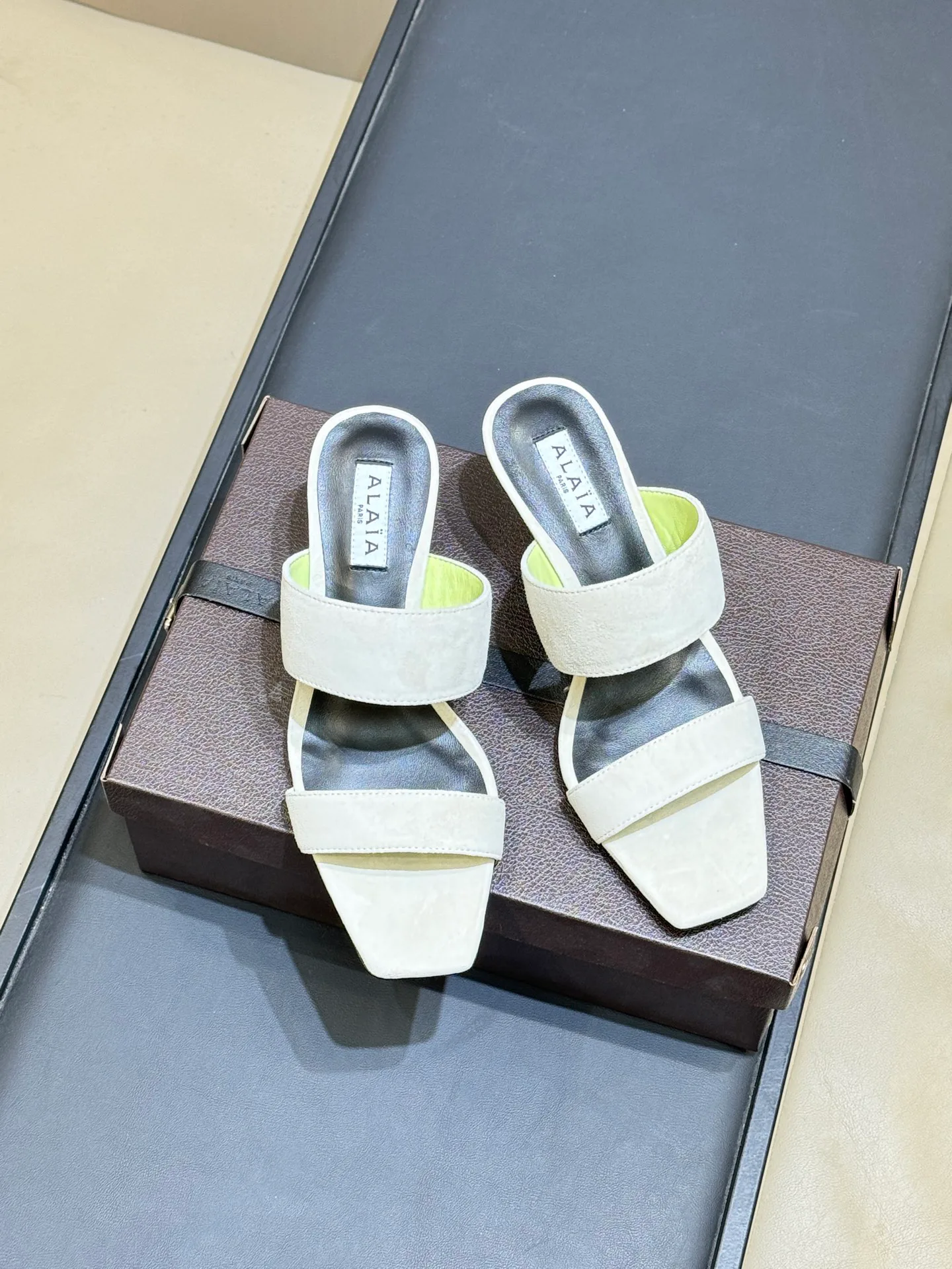 Босоножки Женские Alaia 3150343