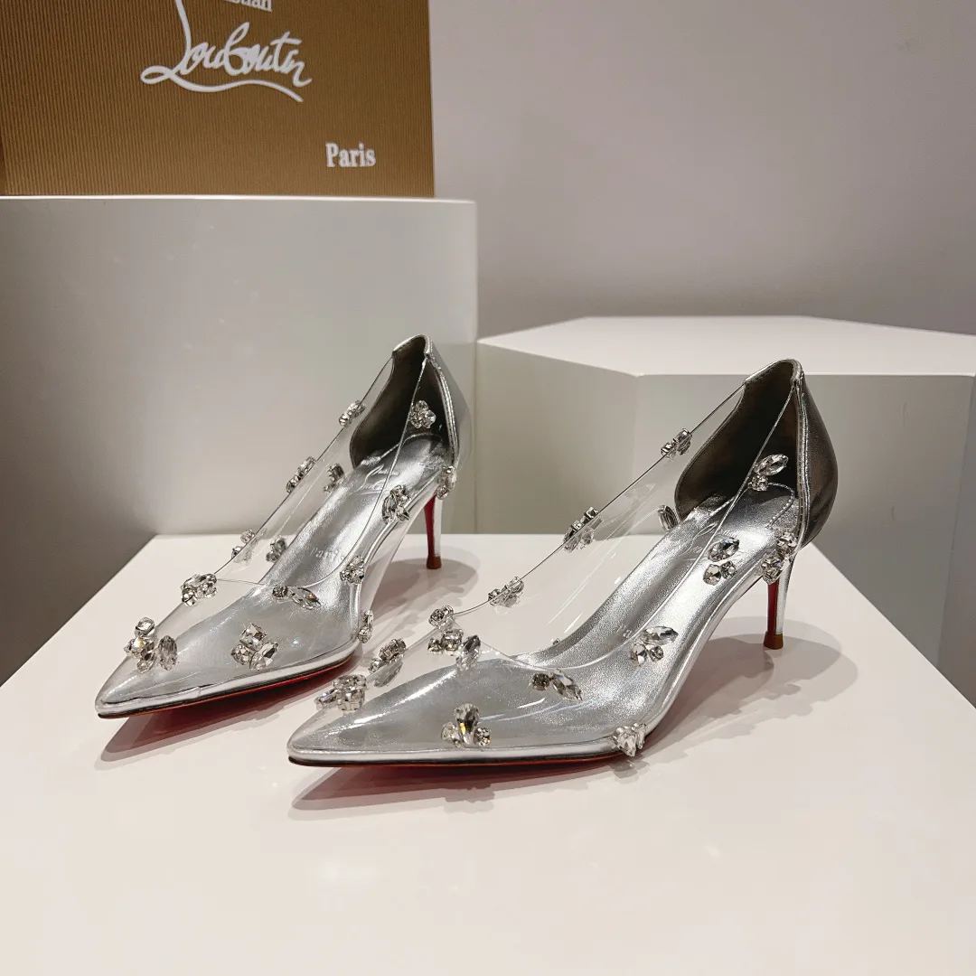 Туфли Женские Christian Louboutin 18004002