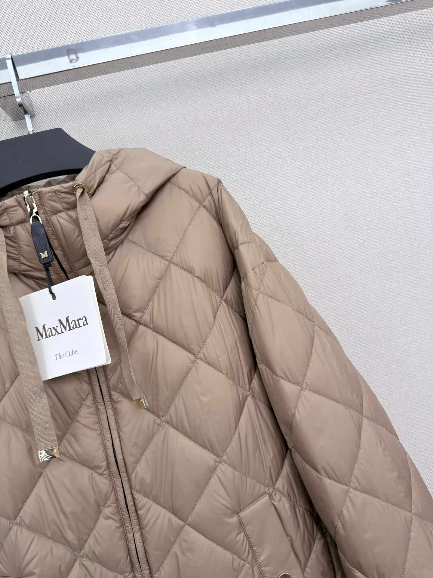 Куртки И Пуховики Женские Max Mara 18108354