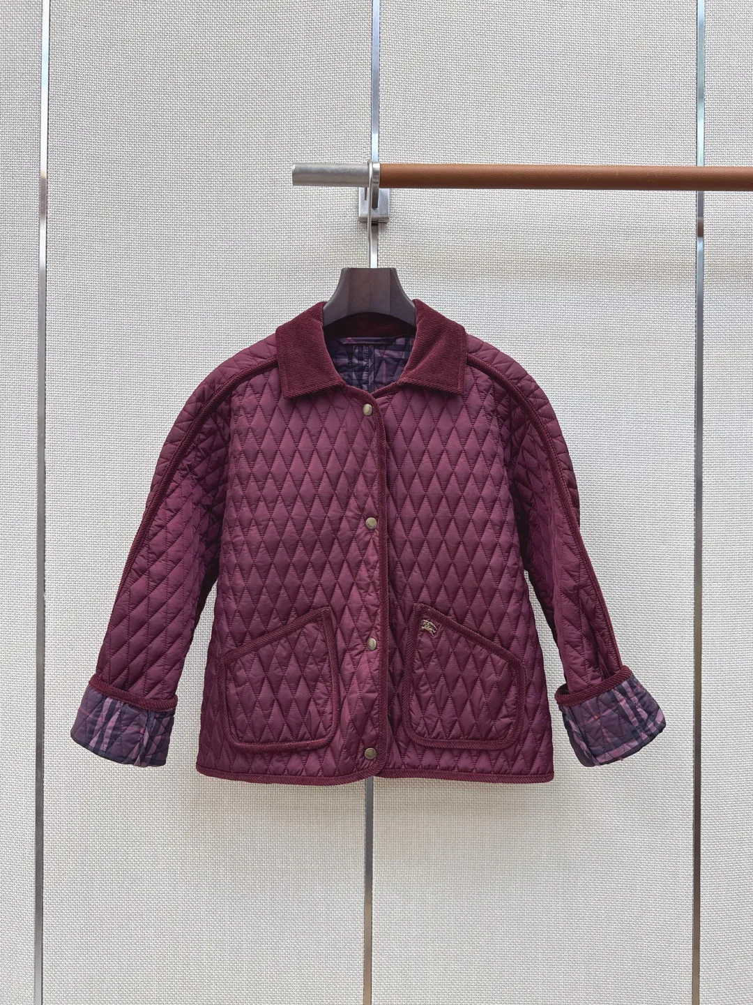 Куртки И Пуховики Женские Burberry 18225620