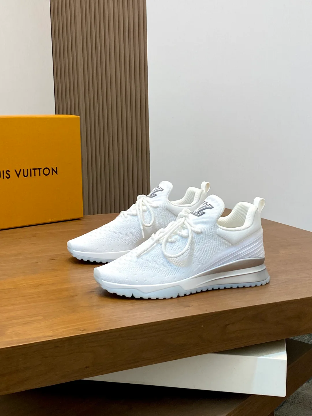 Кроссовки Мужские Louis Vuitton 70762