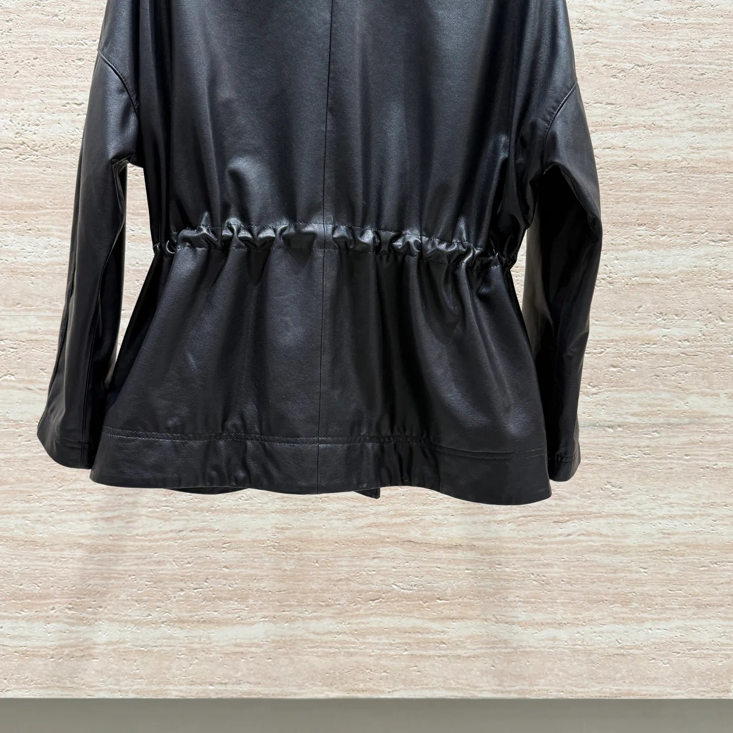 Кожаные Куртки И Дублёнки Женские Chanel 11695409