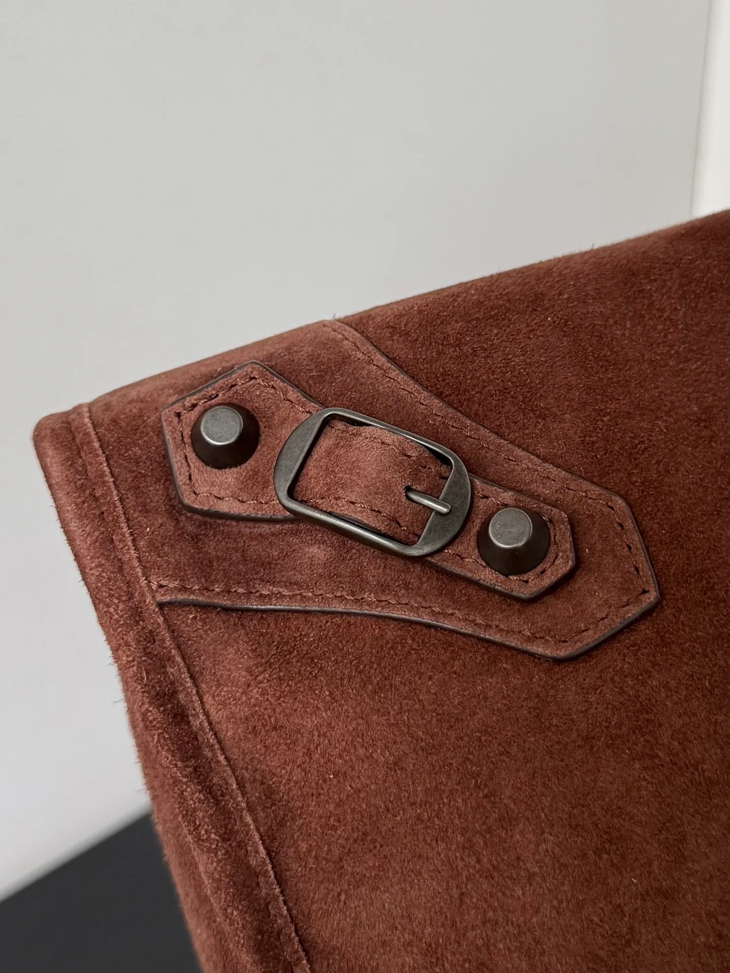 Сумки На Ремне Женские Balenciaga 1184589