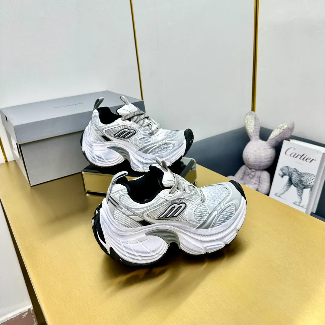 Кроссовки Женские Balenciaga 11567662